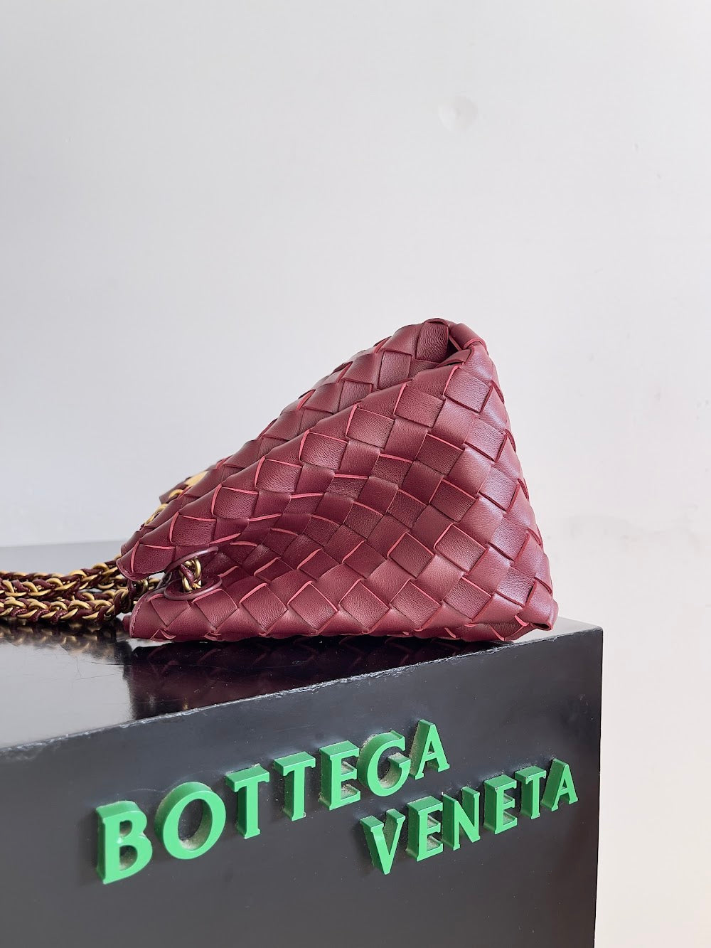 new-luxury-designer-bags-nm10601