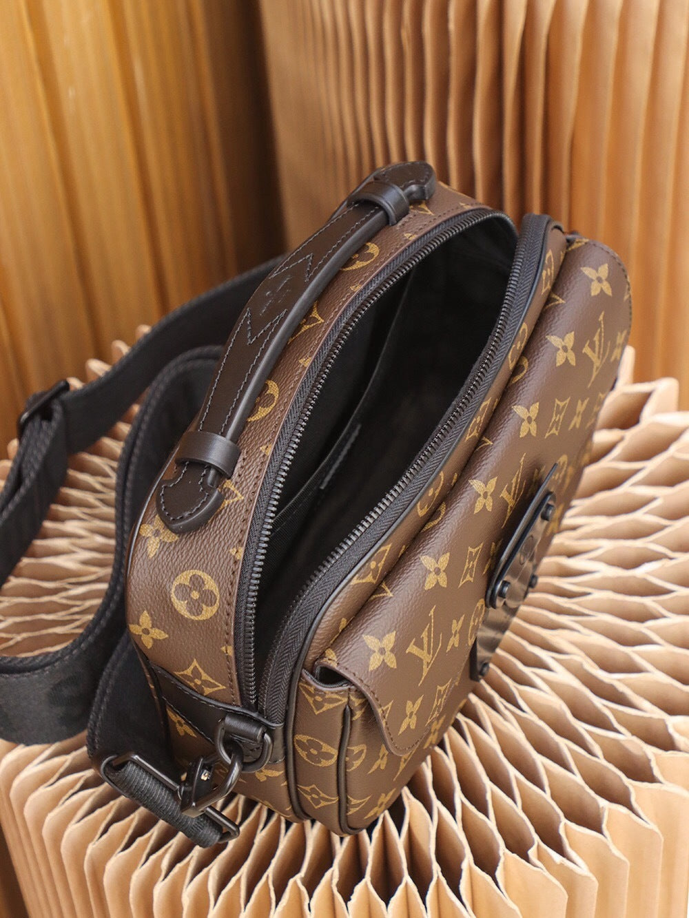 Dragons Bags ln Luxury Bag --71437