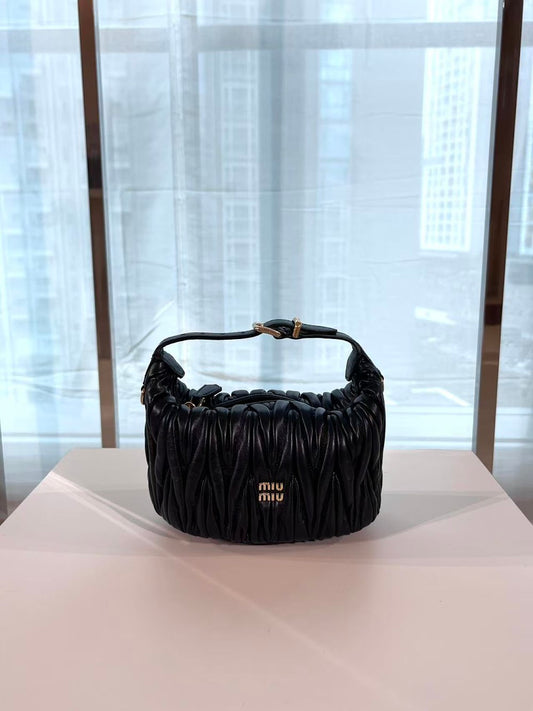 Dragons Bags Miun Miun Luxury Bag --123710