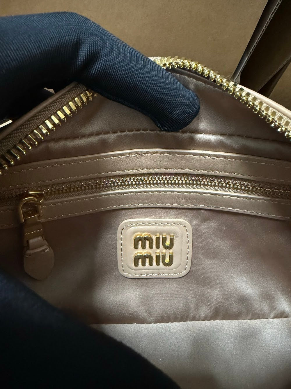 Dragons Bags Miun Miun Luxury Bag --122759