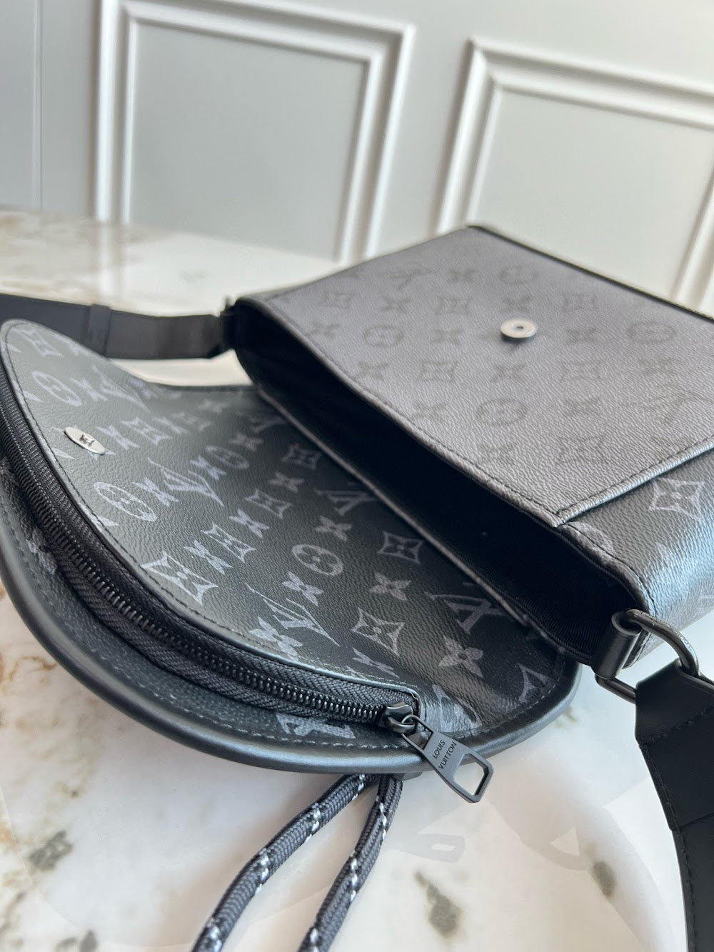 Dragons Bags ln Luxury Bag --71104