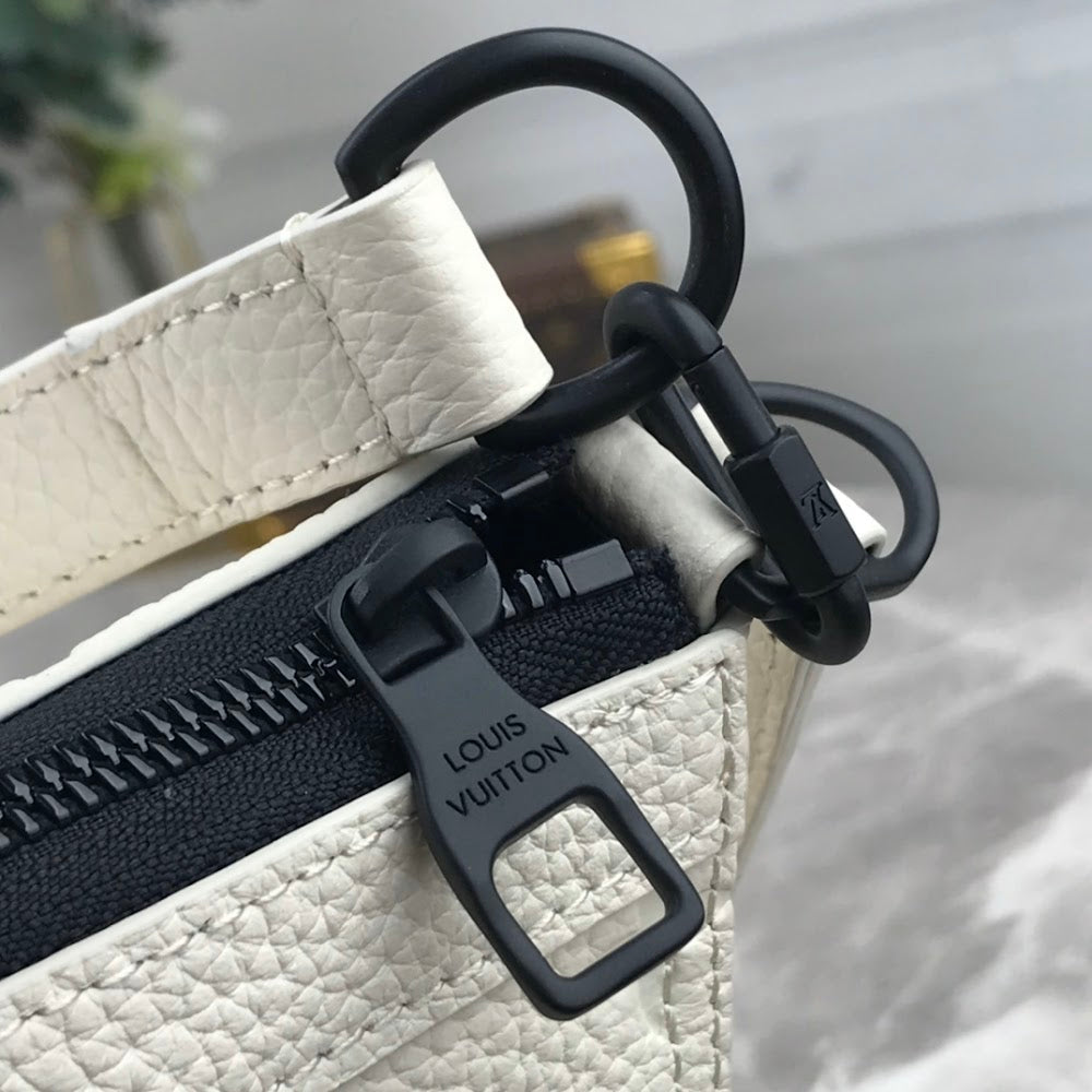 Dragons Bags ln Luxury Bag --60947