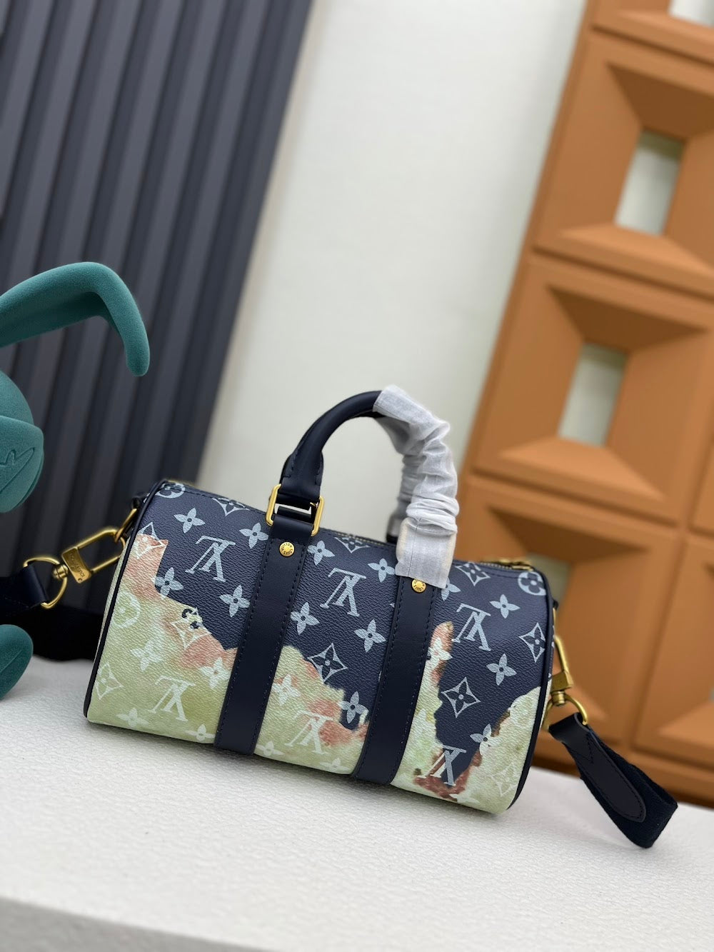 Dragons Bags ln Luxury Bag --70300