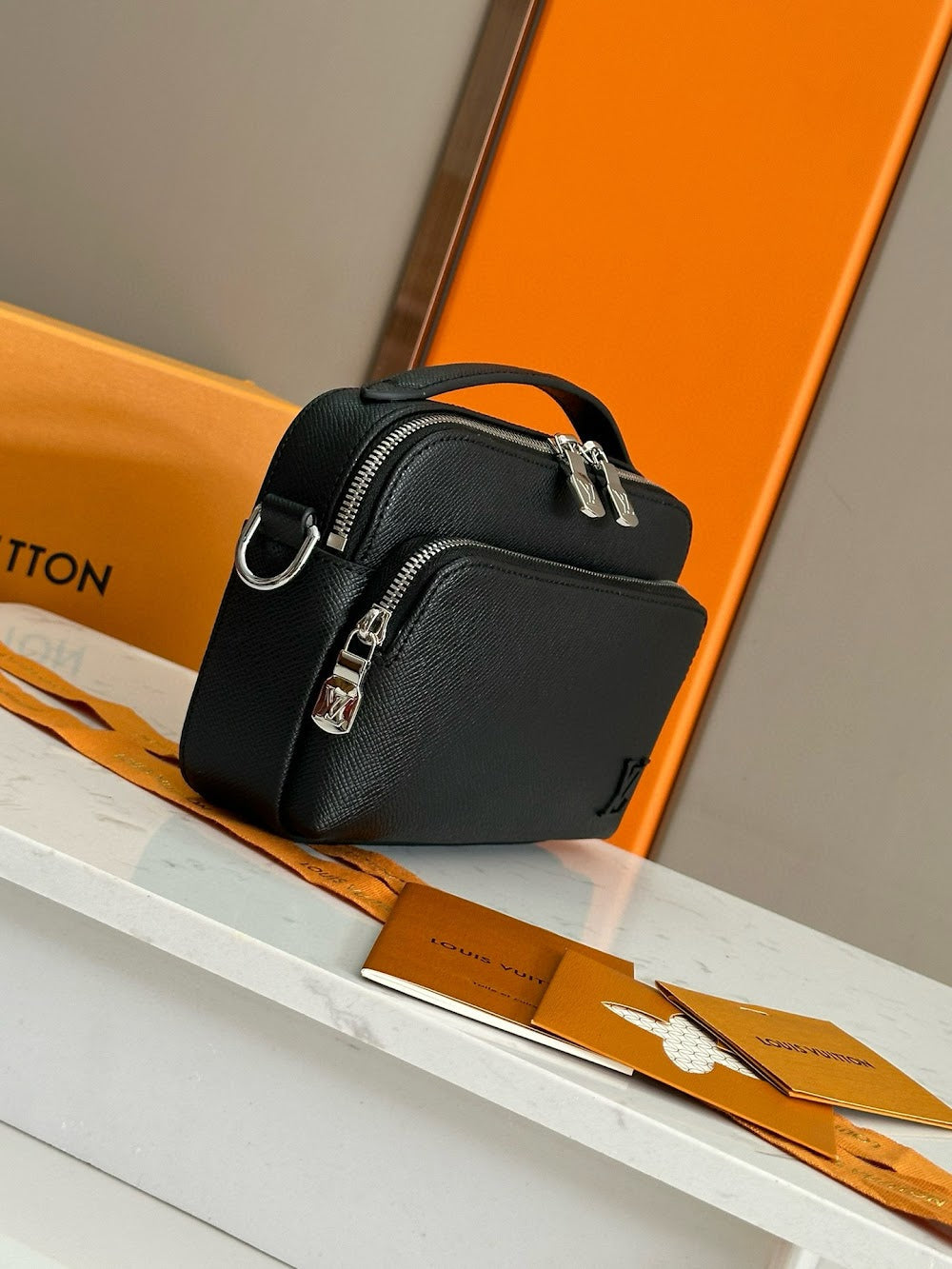 Dragons Bags ln Luxury Bag --70900