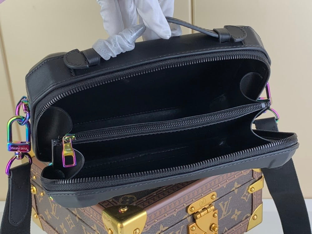 Dragons Bags ln Luxury Bag --68609
