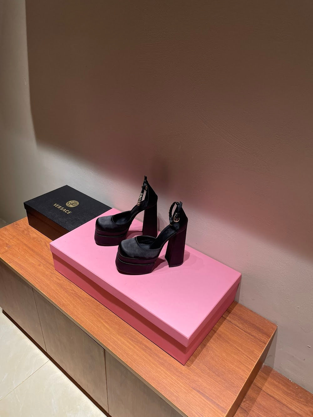 Dragons Bags Versace Luxury Heels --50948