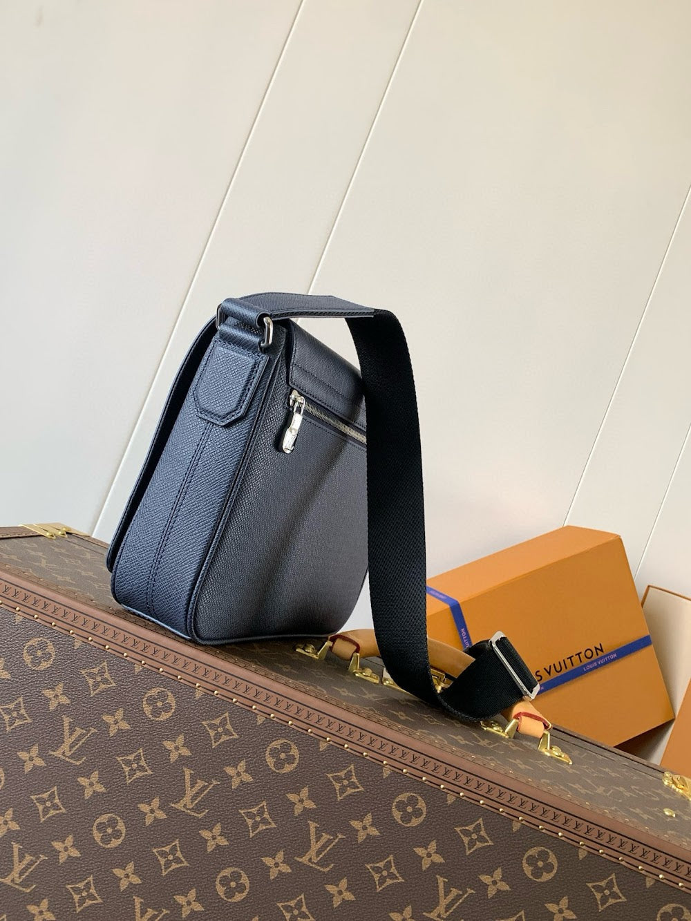 Dragons Bags ln Luxury Bag --71279