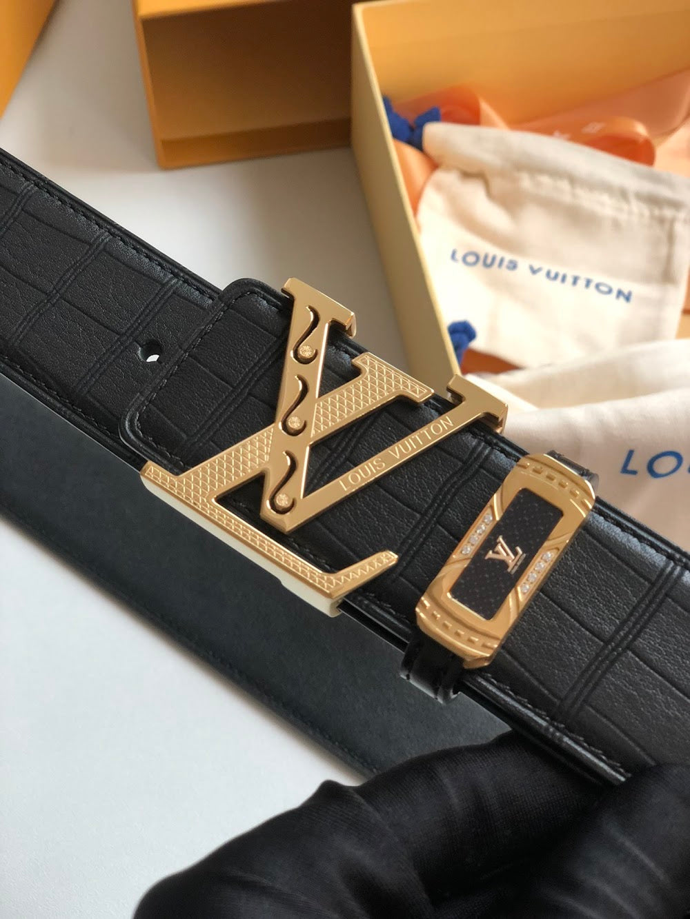 Dragons Bags ln Luxury Belt --101013