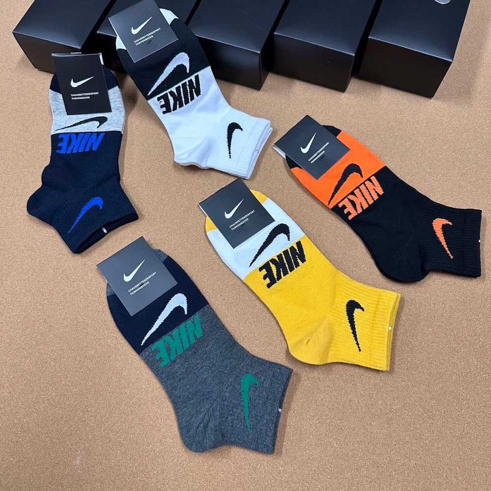 Dragons Bags Premium Luxury Socks --98400