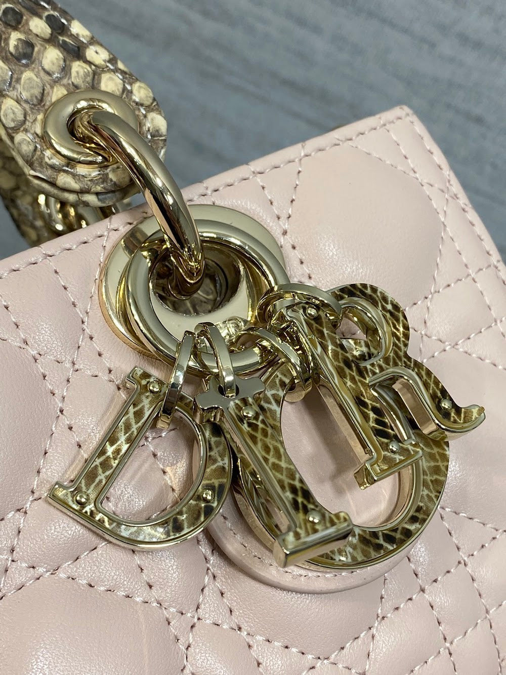 Dragons BagsDiorn Luxury Bag --115349