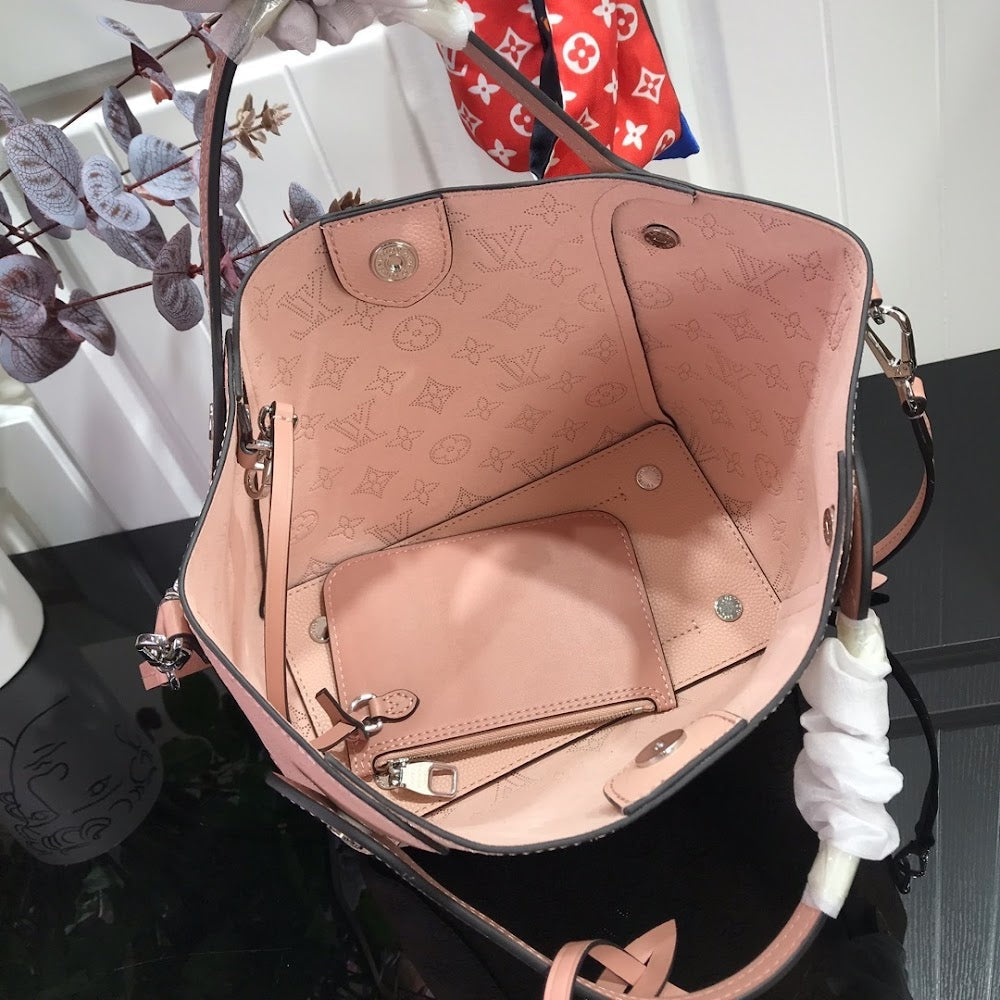 Dragons Bags ln Luxury Bag --66193