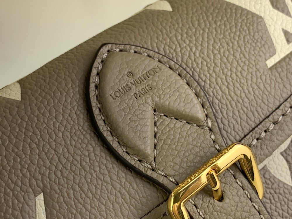 Dragons Bags ln Luxury Bag --69139