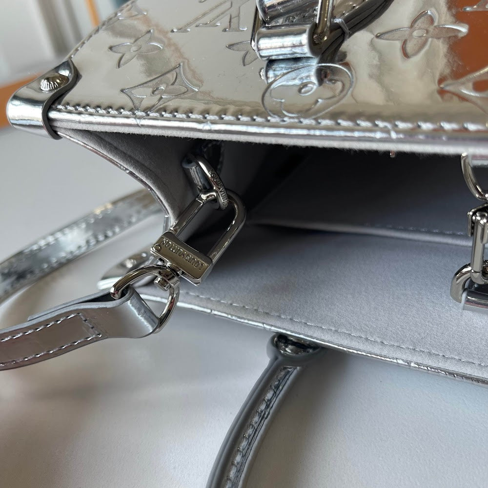 Dragons Bags ln Luxury Bag --77559