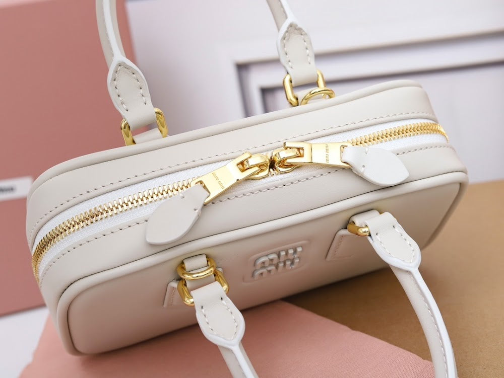 Dragons Bags Miun Miun Luxury Bag --122756
