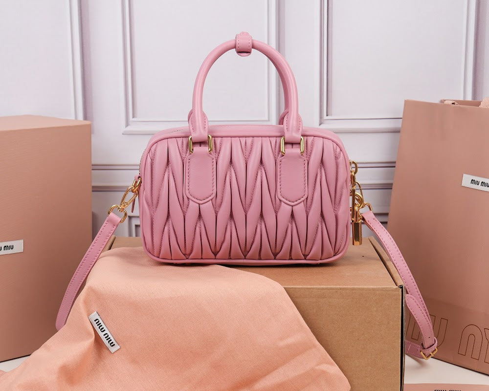 Dragons Bags Miun Miun Luxury Bag --123614