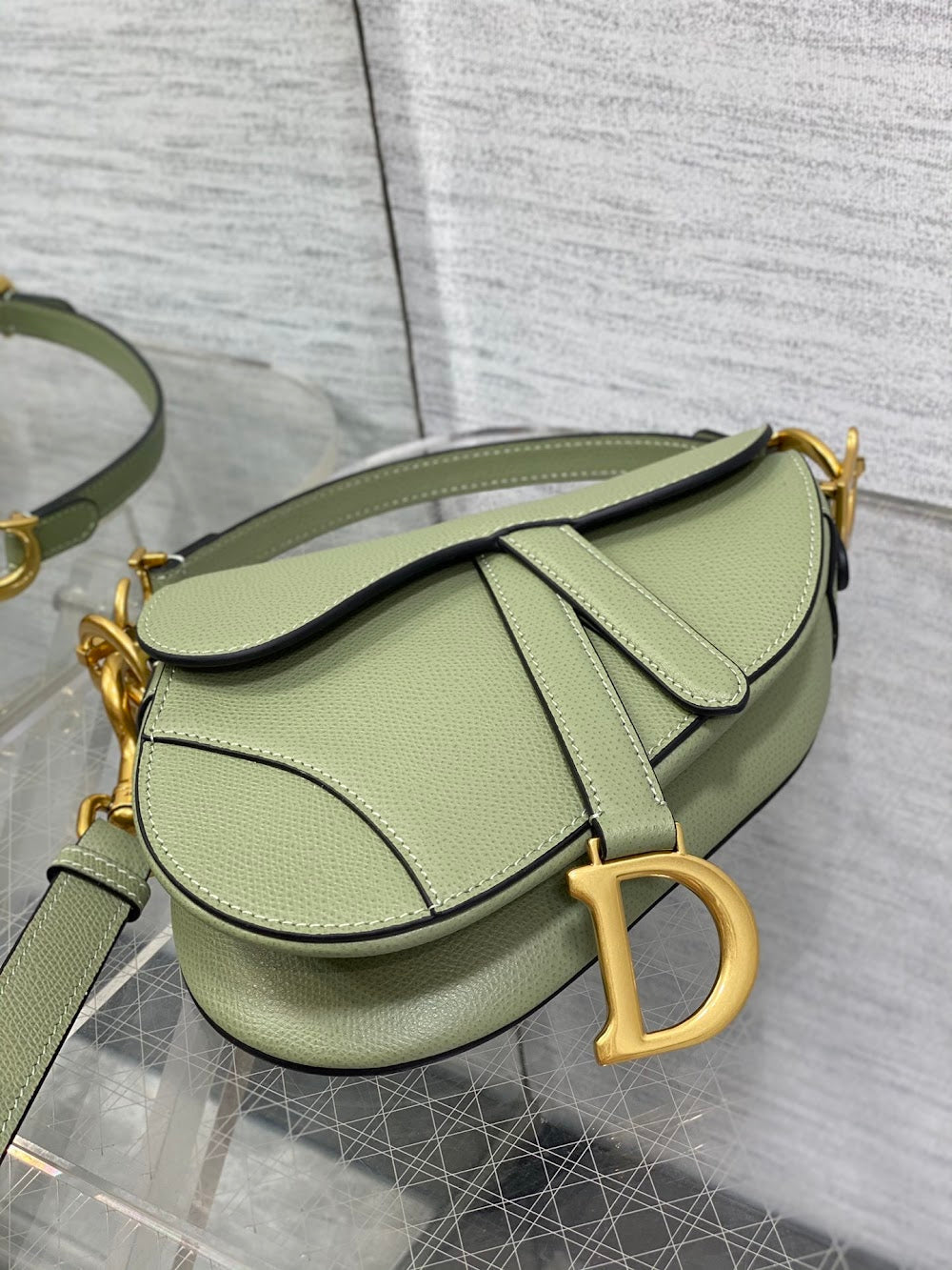Dragons BagsDiorn Luxury Bag --115009