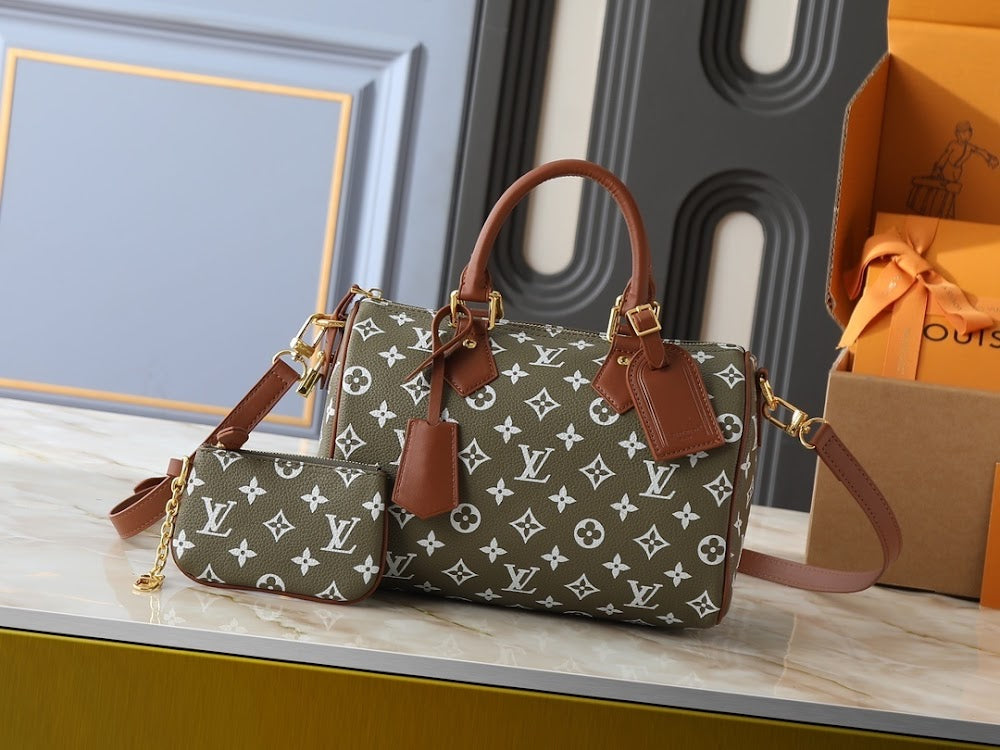 Dragons Bags ln Luxury Bag --77283