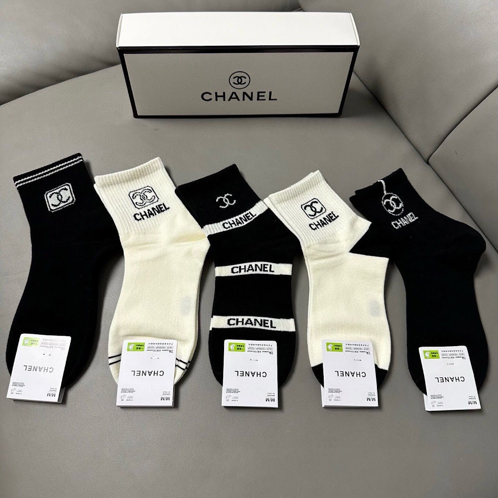 Dragons Bags Premium Luxury Socks --98523