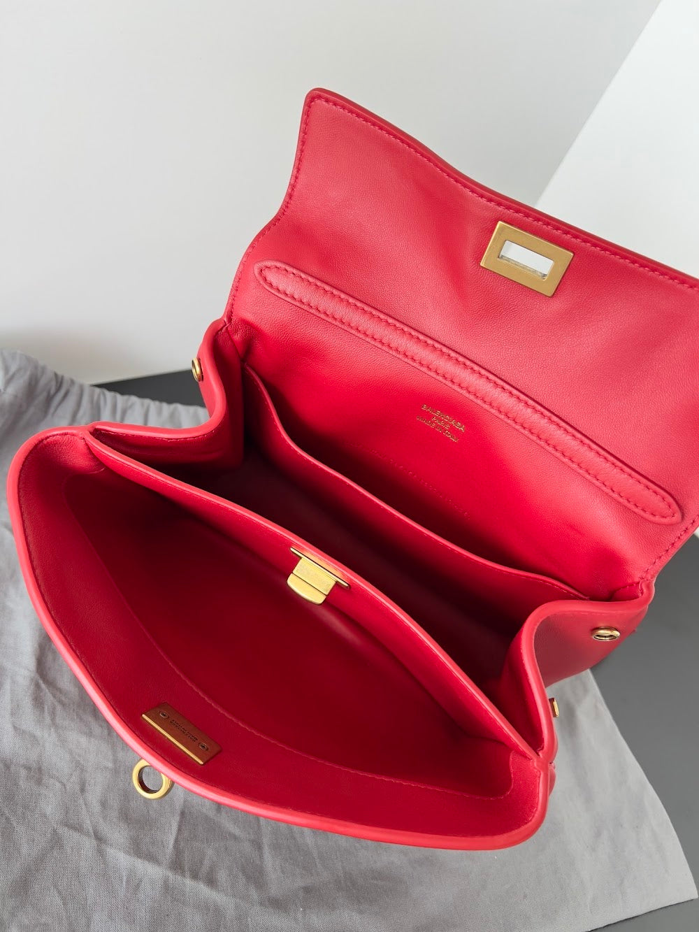 Dragons Bags Balenciaga Luxury Bag --110663