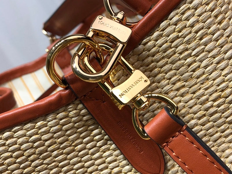 Dragons Bags ln Luxury Bag --66477