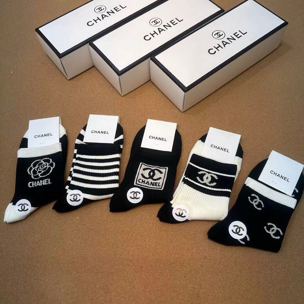 Dragons Bags Premium Luxury Socks --98645