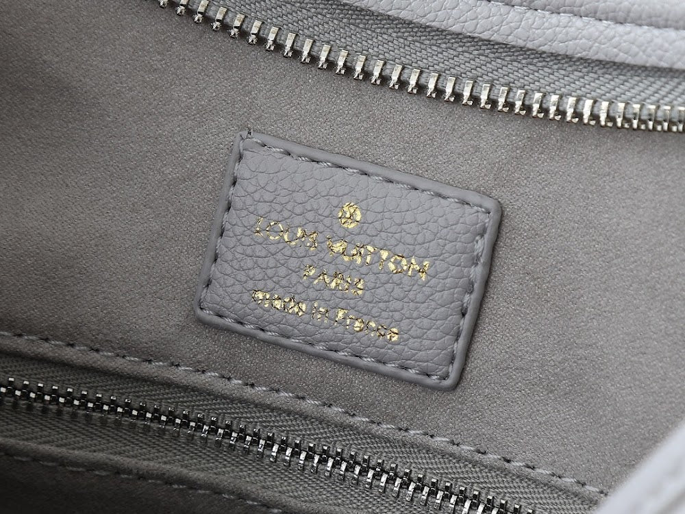 Dragons Bags ln Luxury Bag --76748