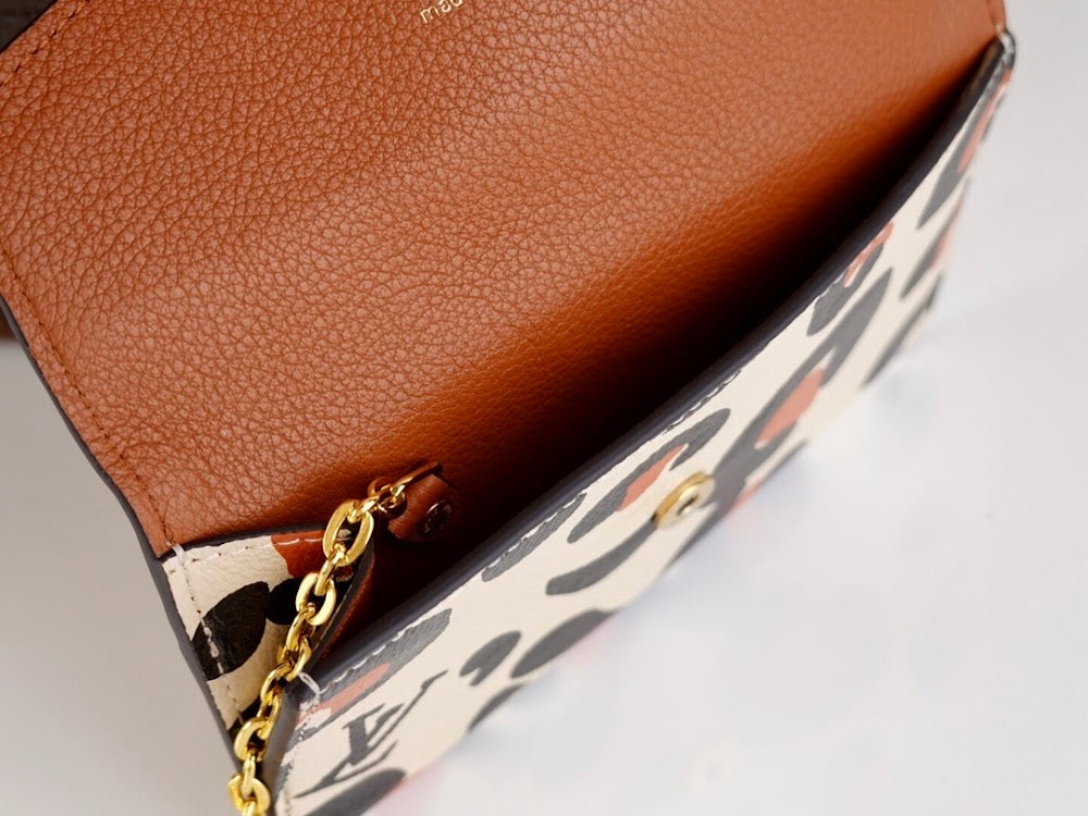 Dragons Bags ln Luxury Bag --60632