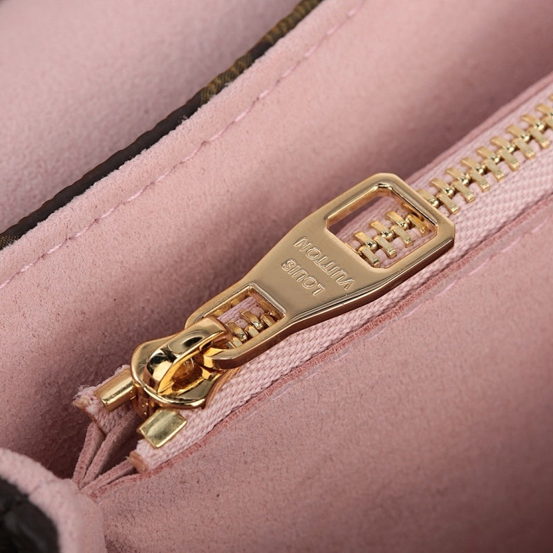 Dragons Bags ln Luxury Bag --59158