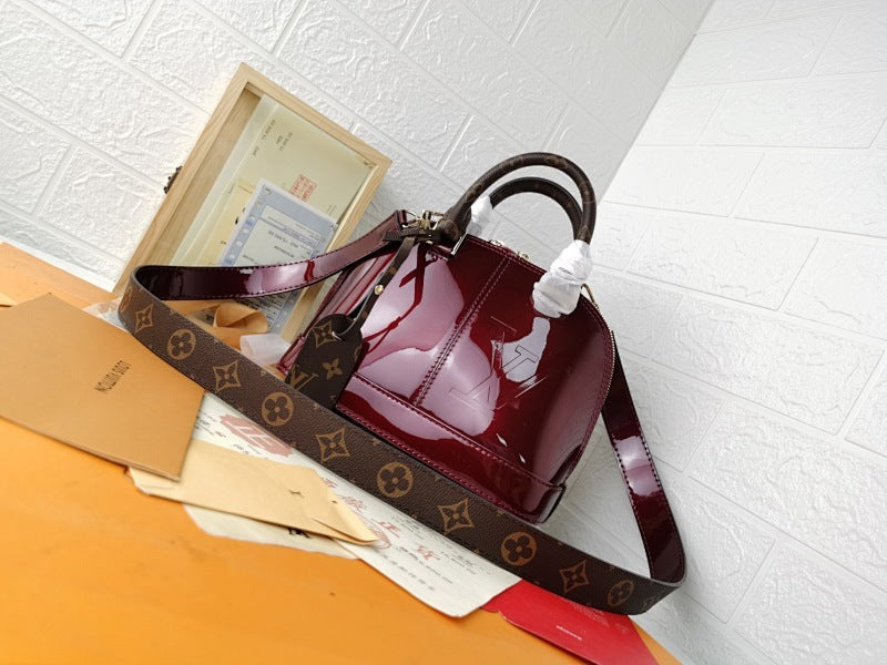 Dragons Bags ln Luxury Bag --78155