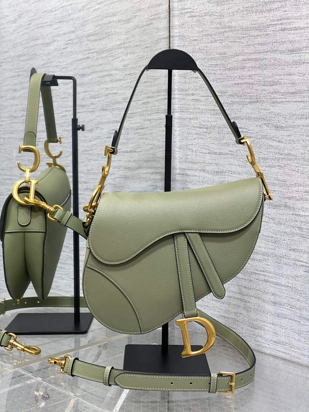 Dragons BagsDiorn Luxury Bag --115010