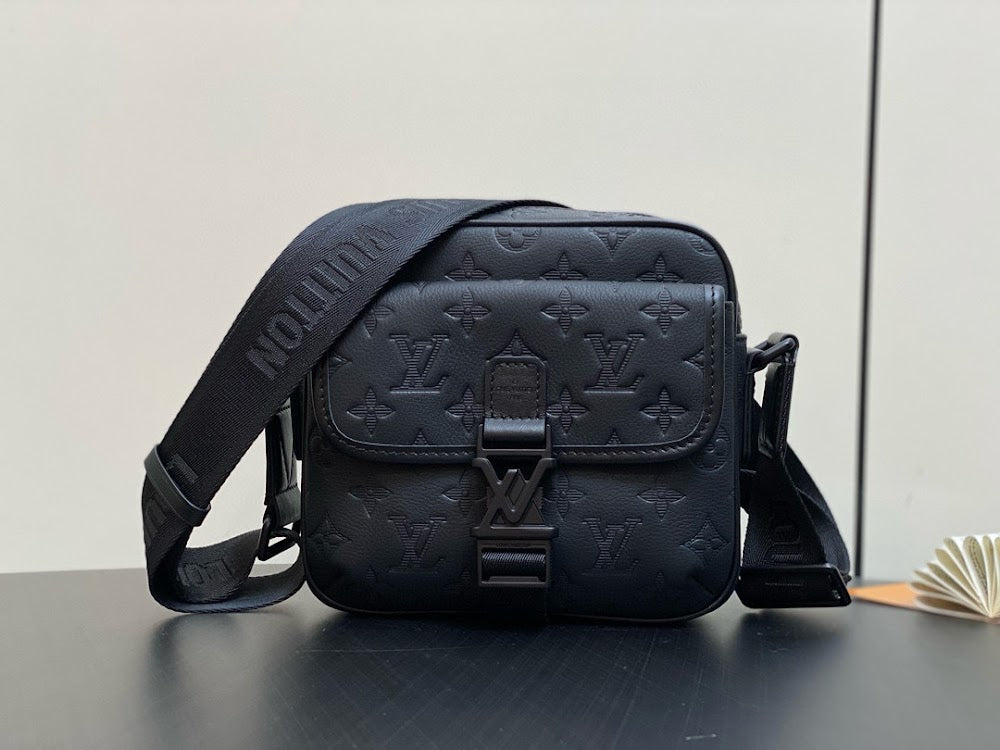 Dragons Bags ln Luxury Bag --70978