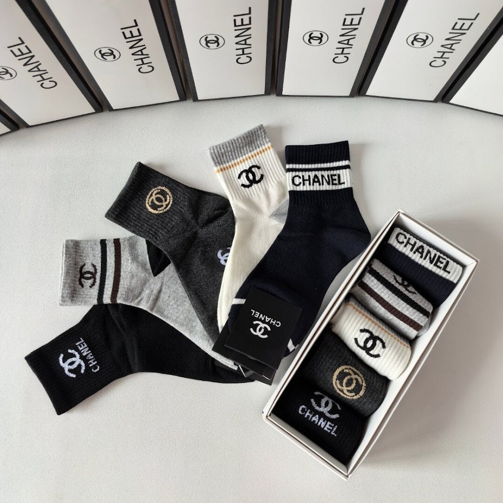 Dragons Bags Premium Luxury Socks --98036