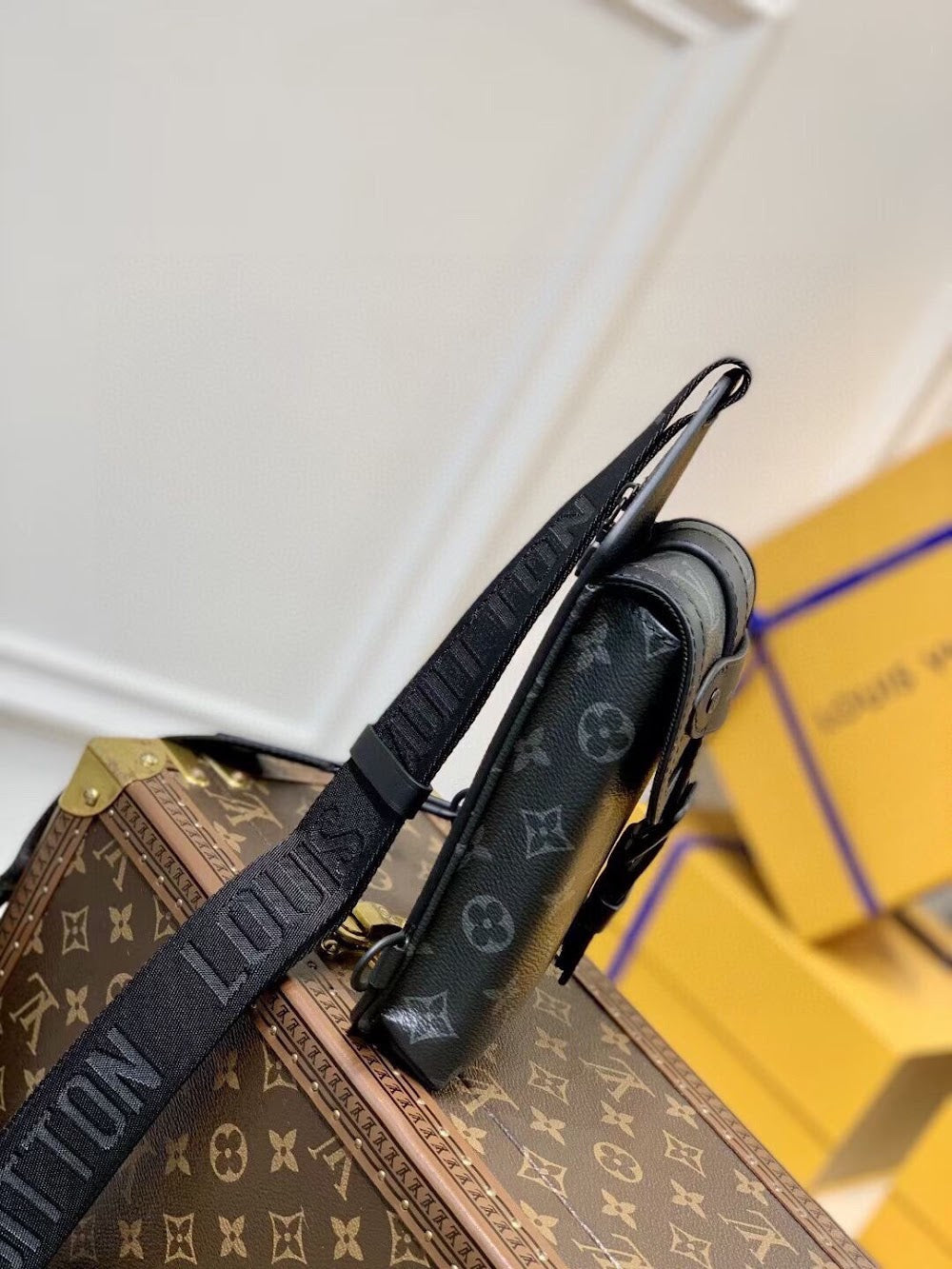Dragons Bags ln Luxury Bag --70203