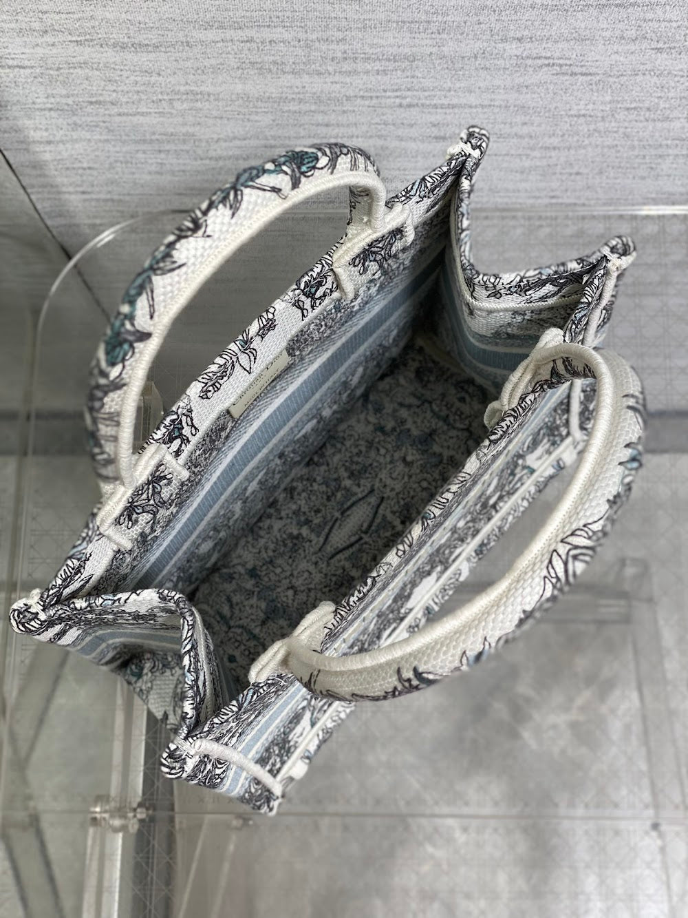 Dragons BagsDiorn Luxury Bag --115286