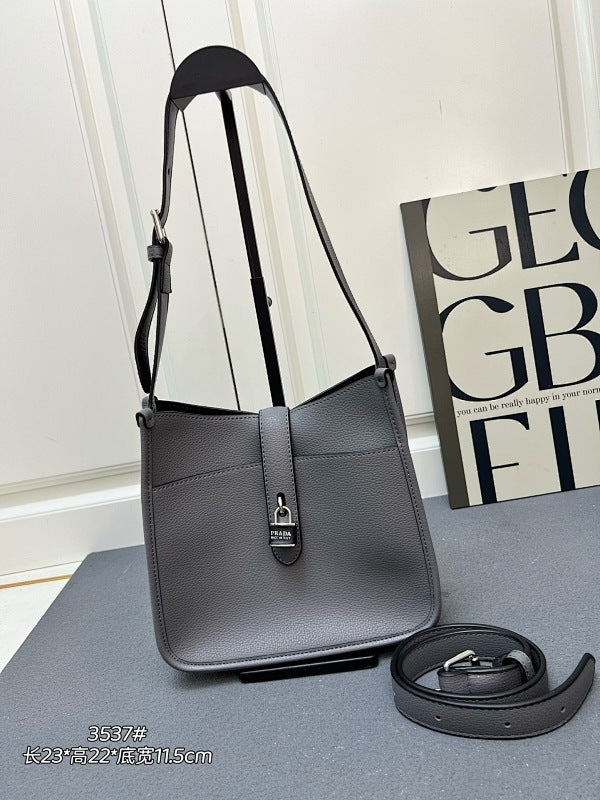 Dragons Bags pradn Luxury Bag --74273