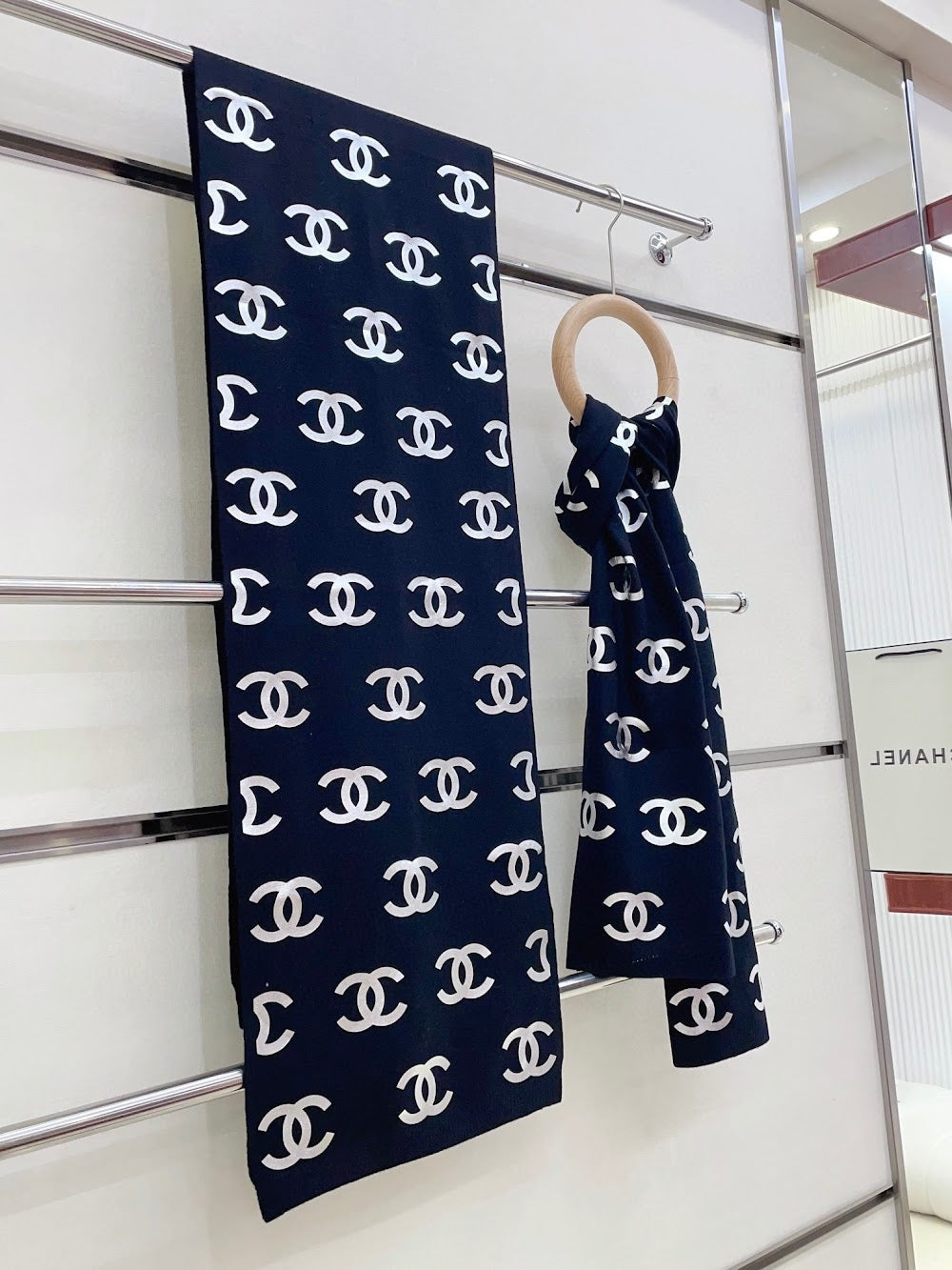 Dragons Bags Premium Designer Scarf --98873