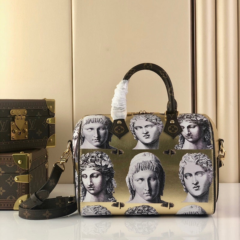 Dragons Bags ln Luxury Bag --67032