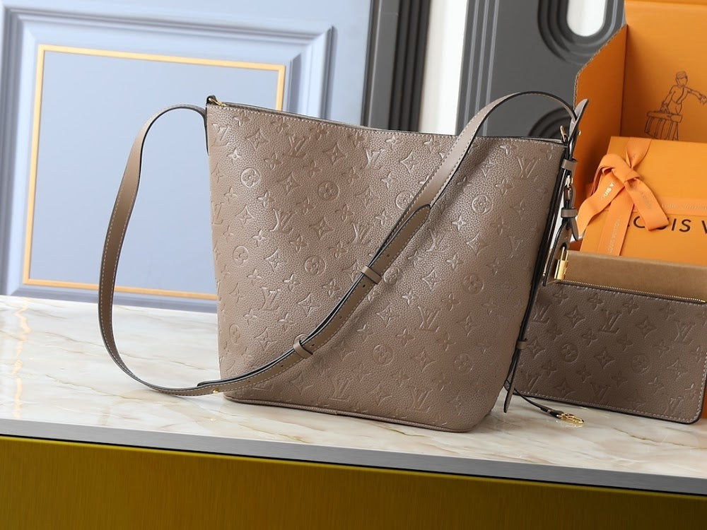 Dragons Bags ln Luxury Bag --77369