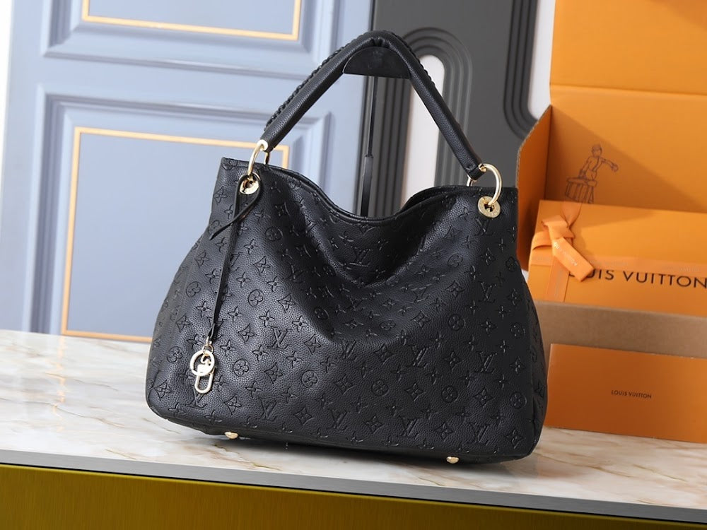 Dragons Bags ln Luxury Bag --77611