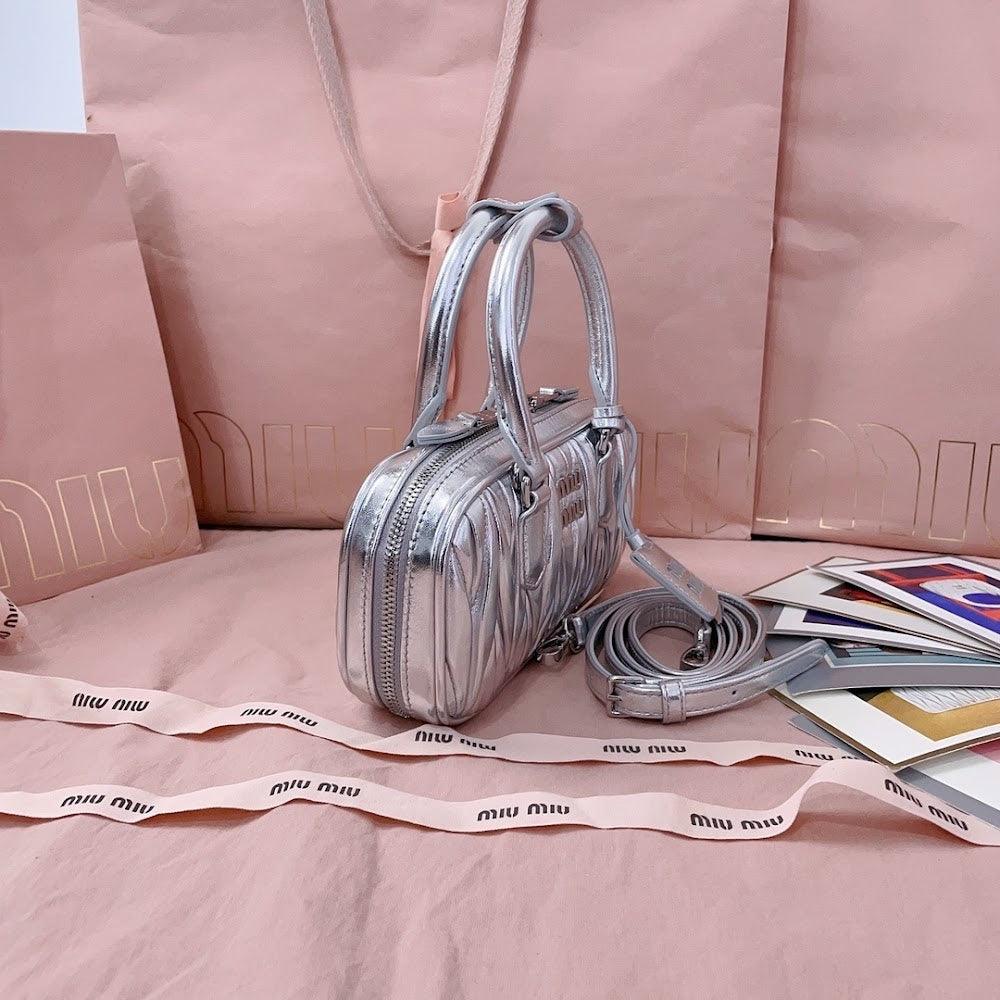Dragons Bags Miun Miun Luxury Bag --123331