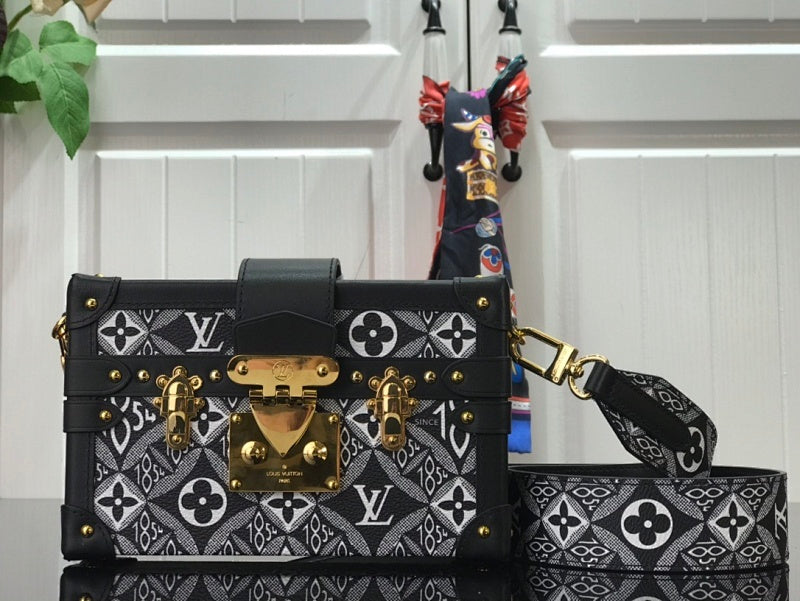 Dragons Bags ln Luxury Bag --59365
