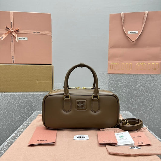 Dragons Bags Miun Miun Luxury Bag --123422