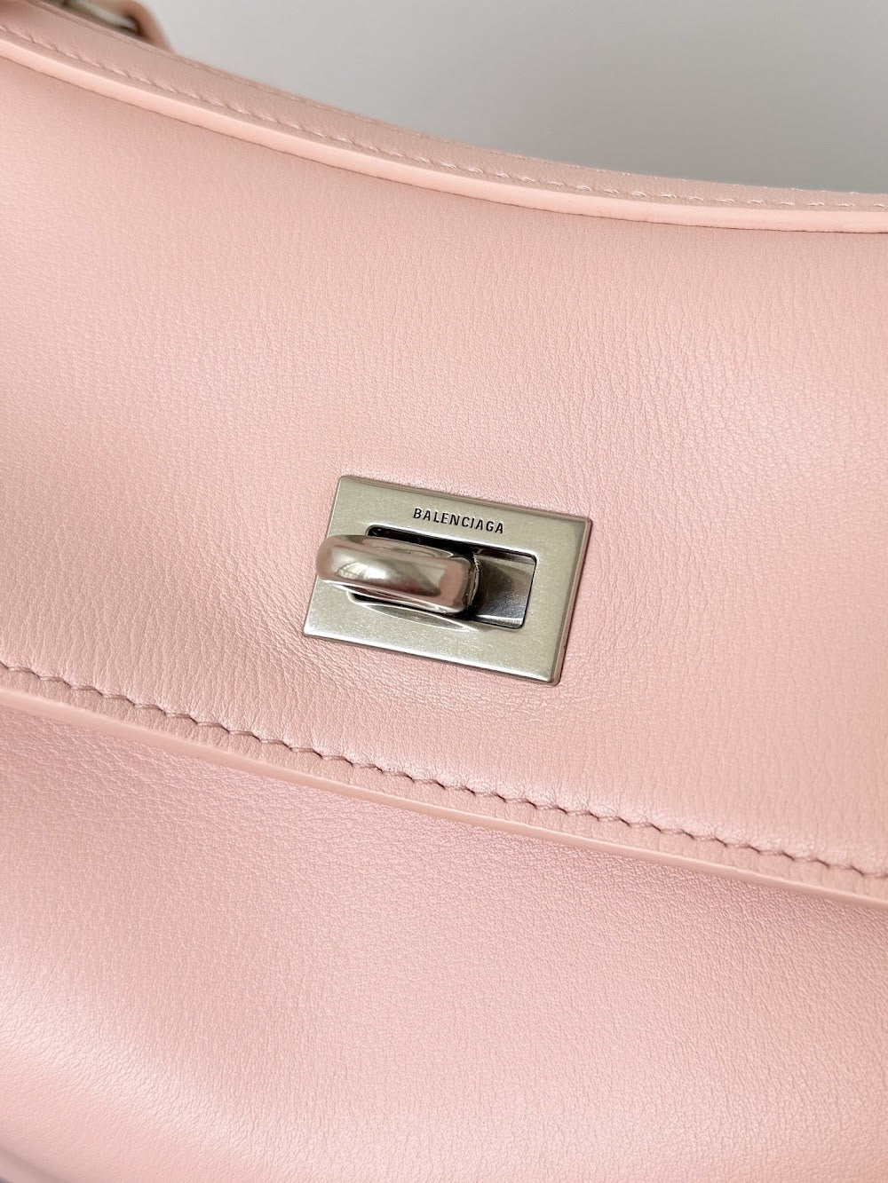 Dragons Bags Balenciaga Luxury Bag --111605
