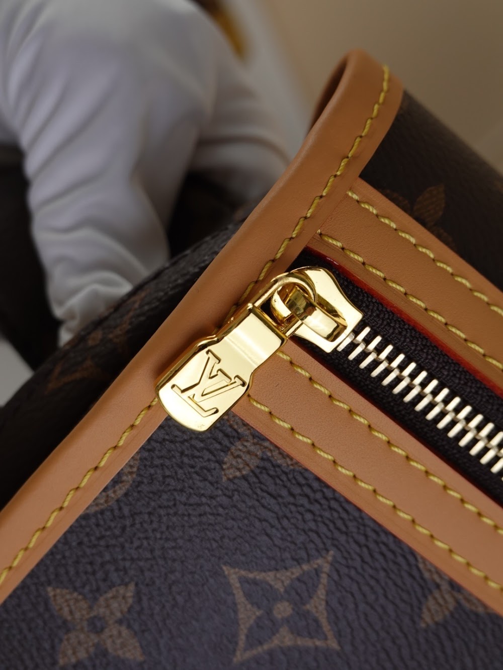 Dragons Bags ln Luxury Bag --67590