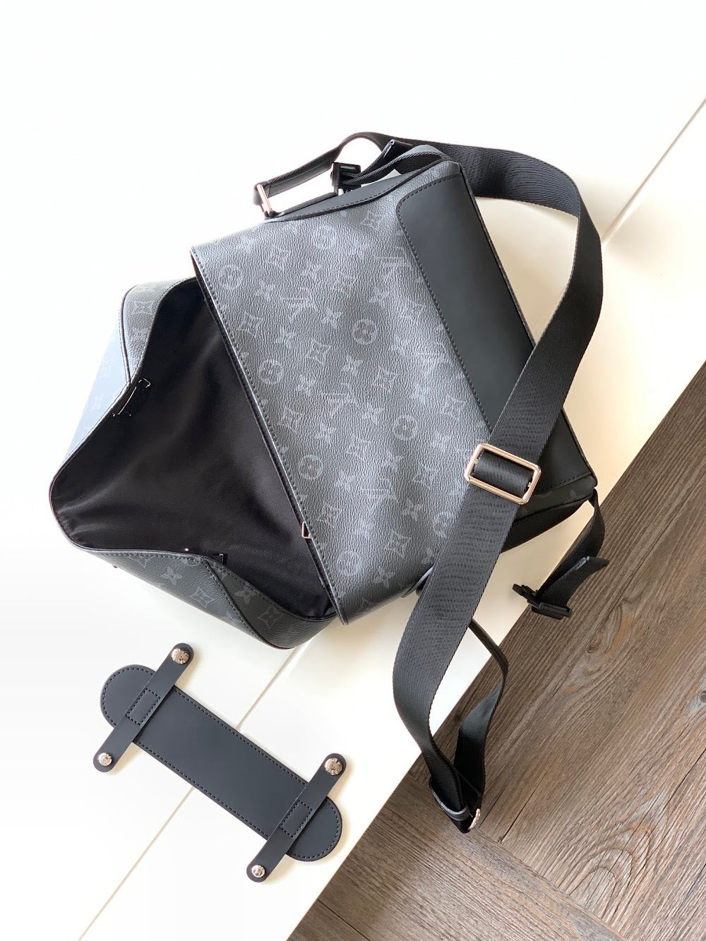 Dragons Bags ln Luxury Bag --70907