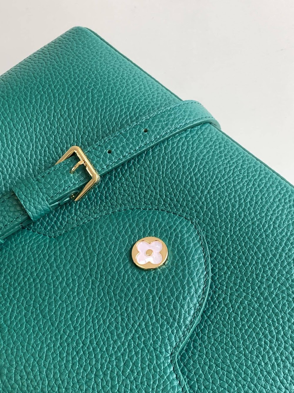 Dragons Bags ln Luxury Bag --96819