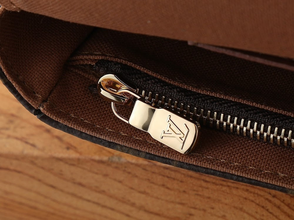 Dragons Bags ln Luxury Bag --97257