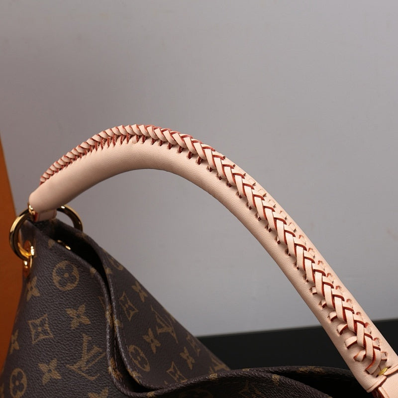 Dragons Bags ln Luxury Bag --56106