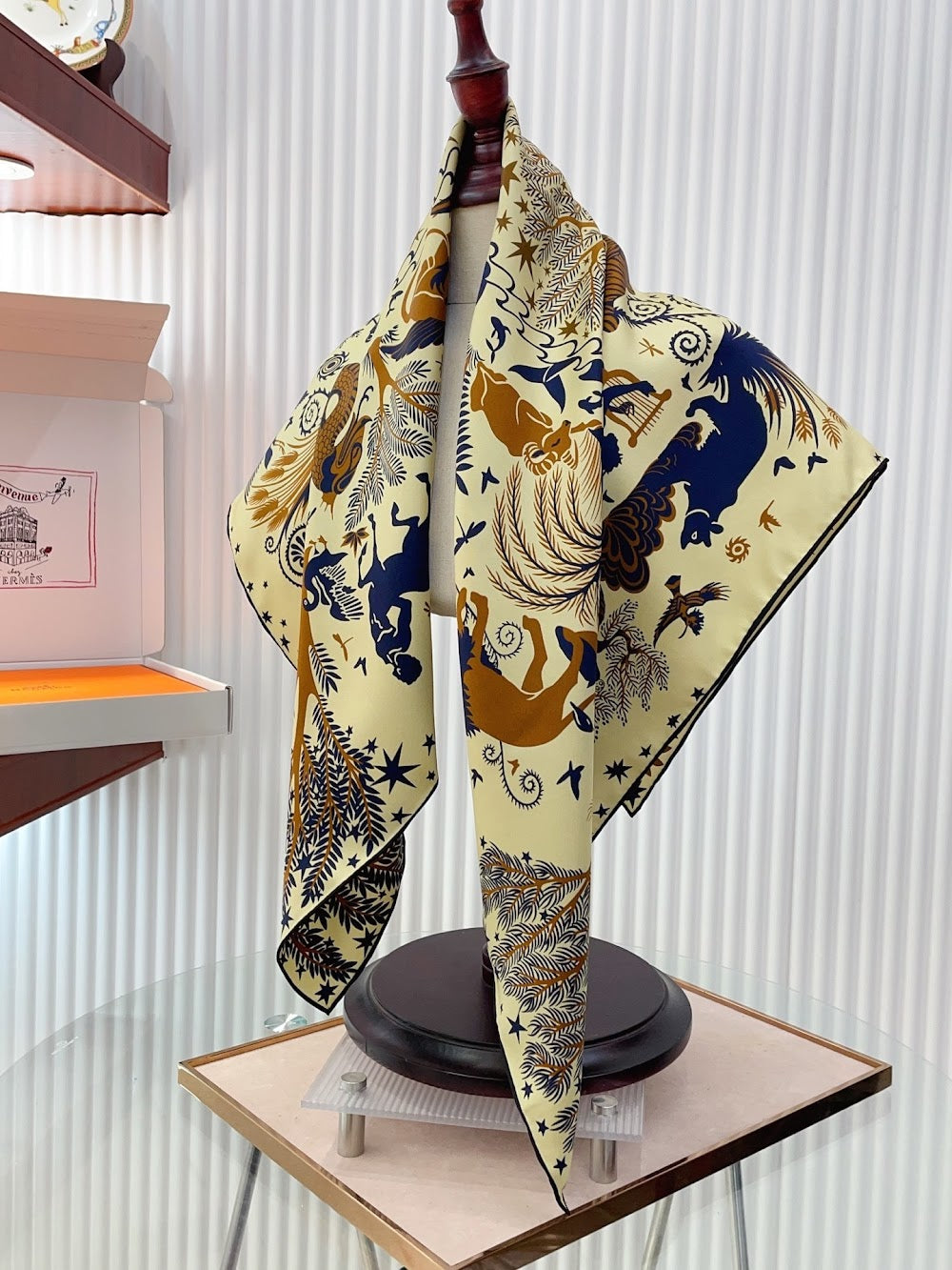 Dragons Bags Premium Designer Scarf --98840