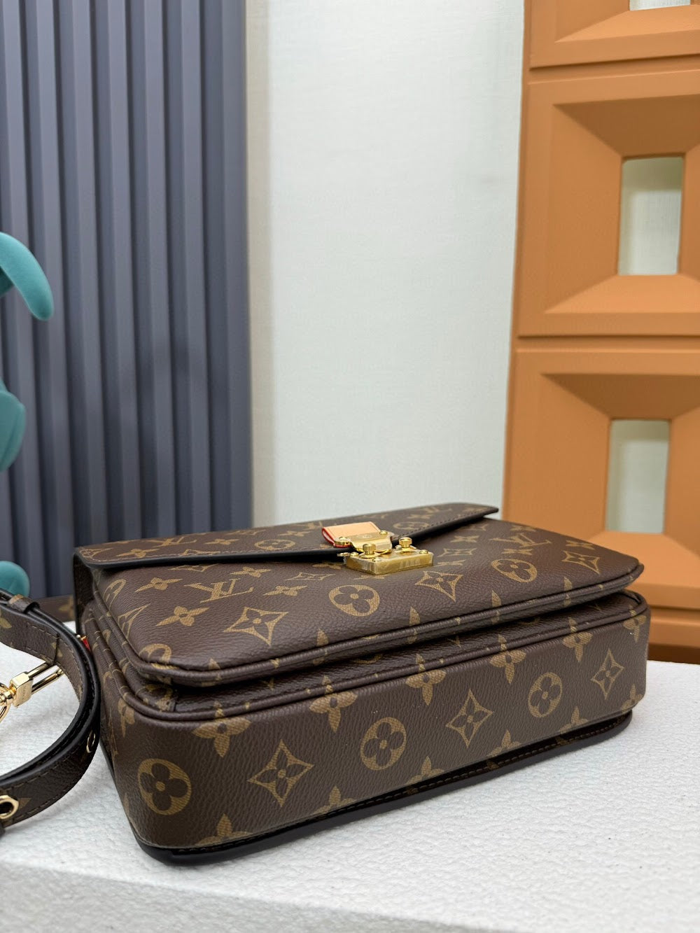 Dragons Bags LVn Luxury Bag --79014